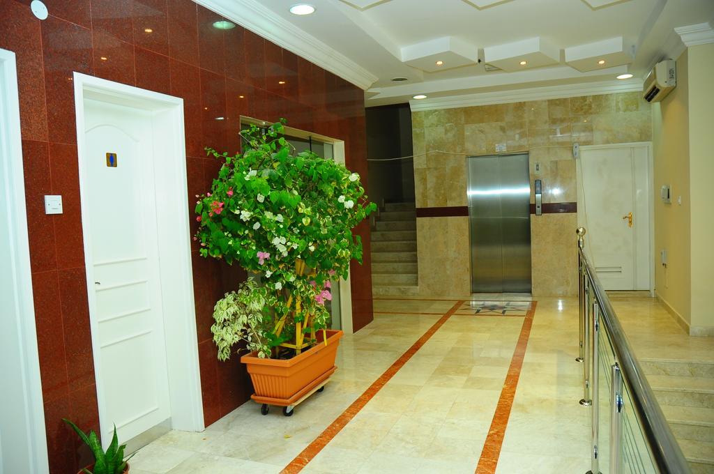 Al Faisal Hotel Suites Sur Esterno foto