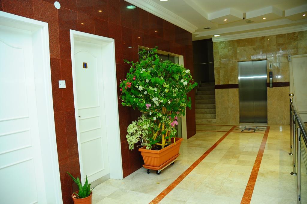 Al Faisal Hotel Suites Sur Esterno foto