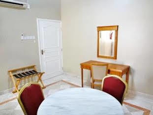 Al Faisal Hotel Suites Sur Esterno foto